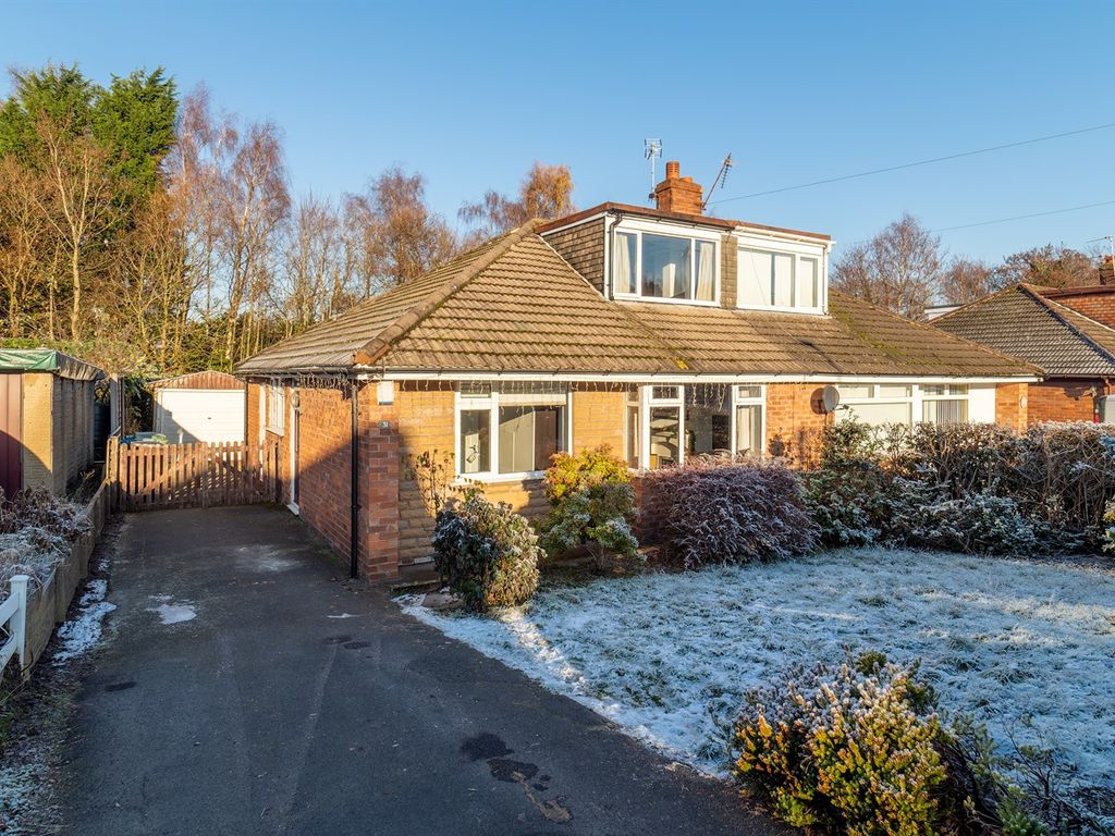 3 bed semidetached bungalow for sale in Statham Avenue, Lymm WA13 Zoopla