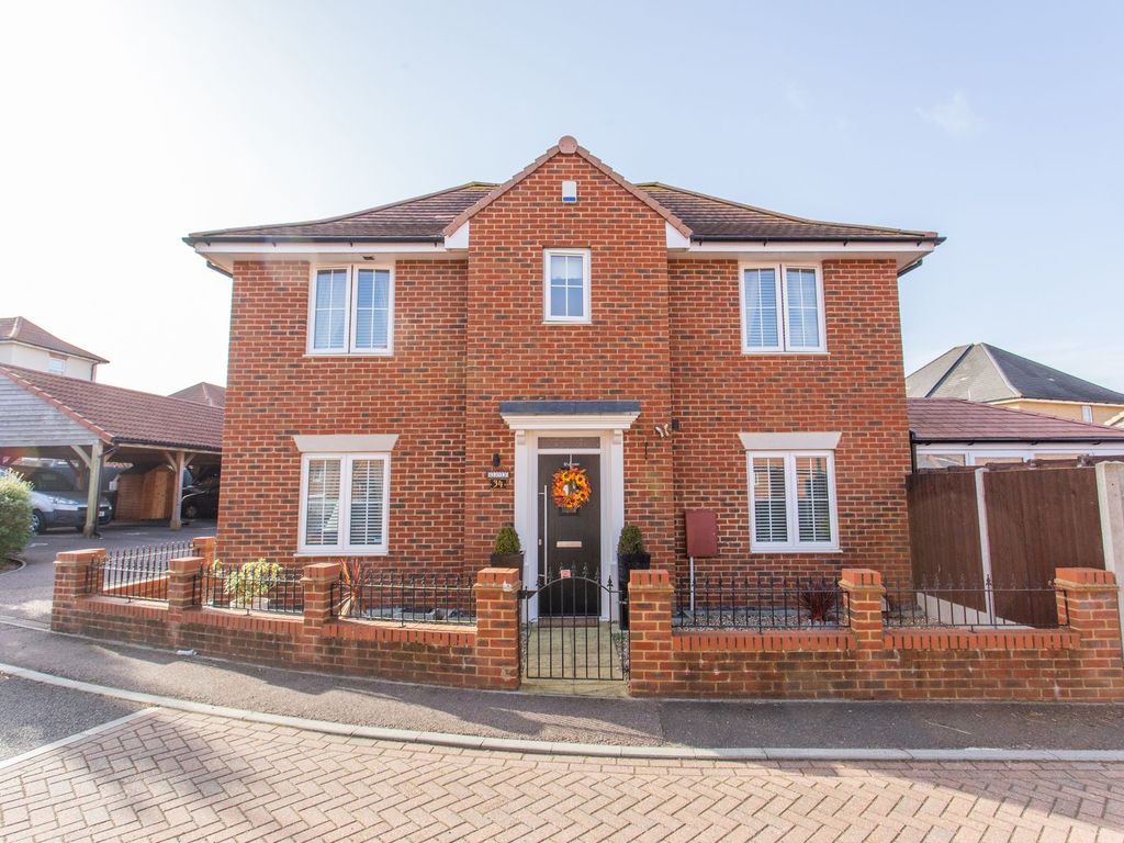 3 bed detached house for sale in Beresford Grove, Aylesham CT3, £
