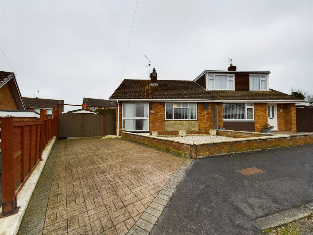2 bed bungalow for sale in Althorp Close, Tuffley, Gloucester