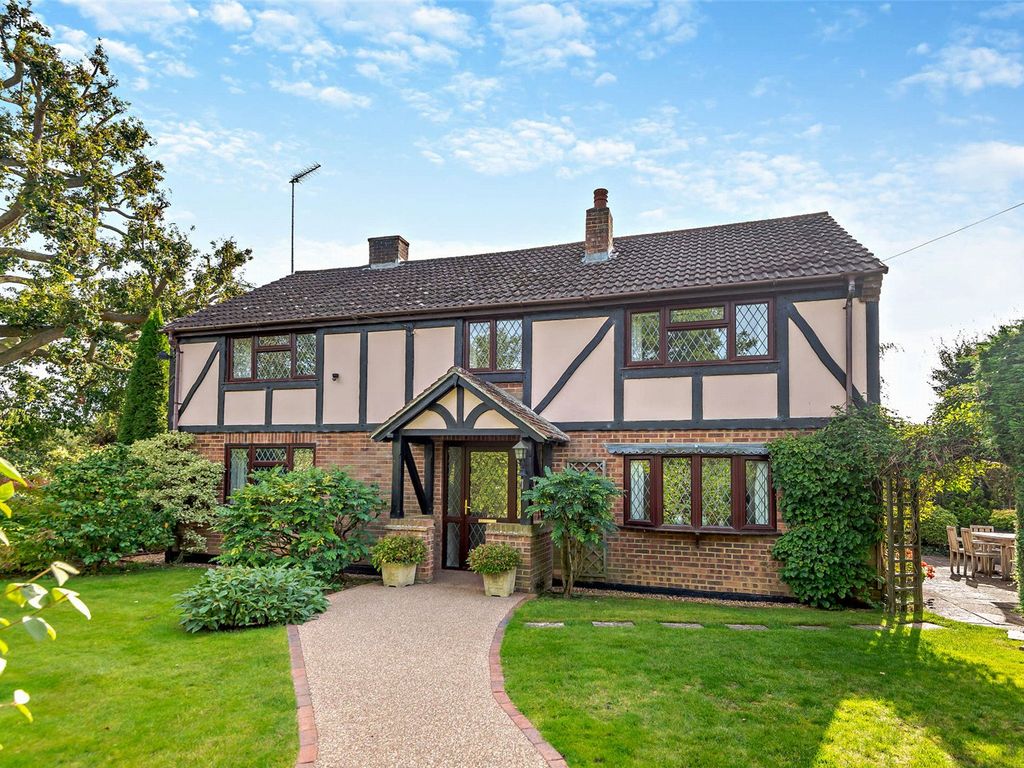4 bed detached house for sale in Ryehurst Lane, Binfield, Bracknell