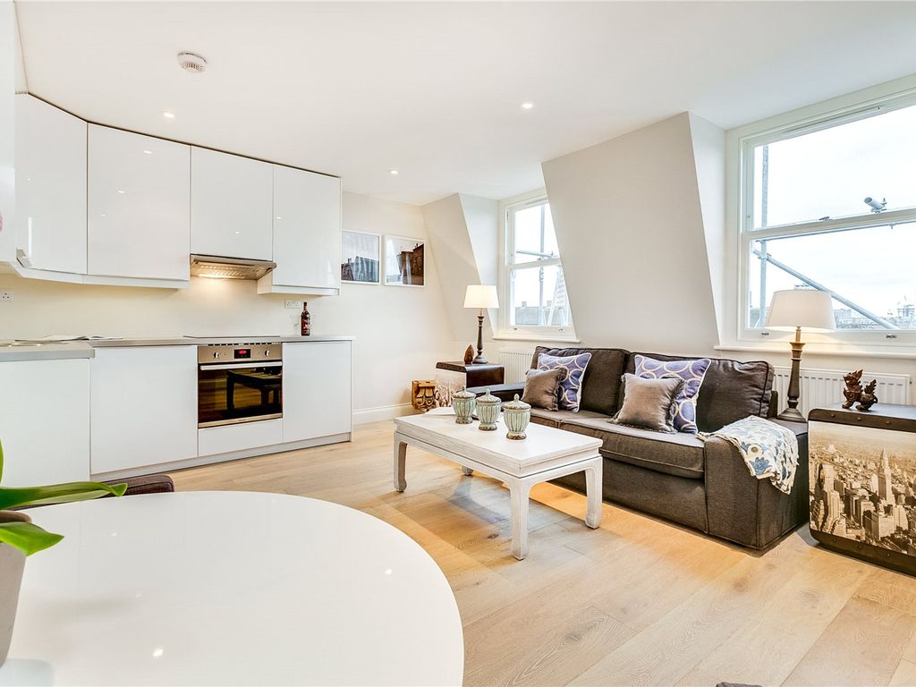 1 bed flat to rent in Munster Road, Munster Village SW6, £2,000 pcm