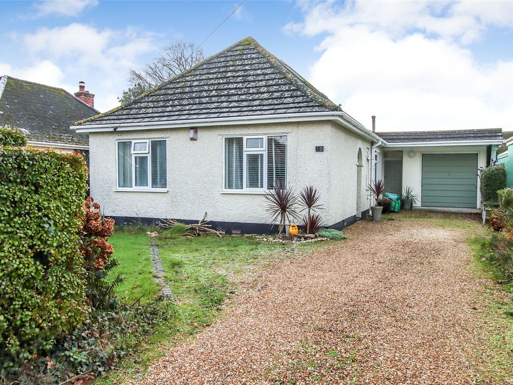 3 bed bungalow for sale in Elm Avenue, Pennington, Lymington, Hampshire