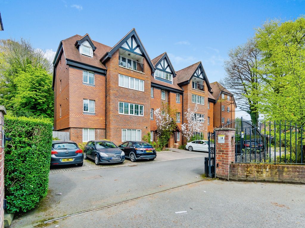 2 bed flat for sale in Foxley Lane, Purley CR8 Zoopla