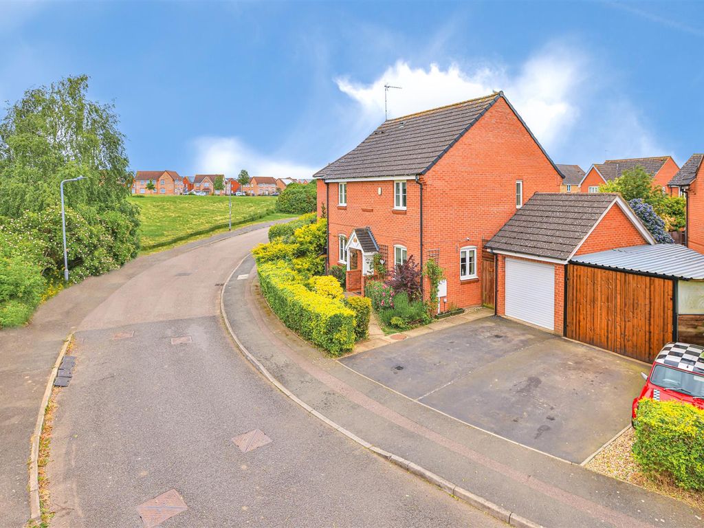 4 bed detached house for sale in Rose Close, Corby NN18 Zoopla