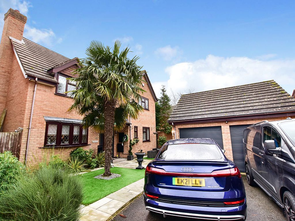 3 bed detached house for sale in Priestley Drive, Larkfield, Aylesford