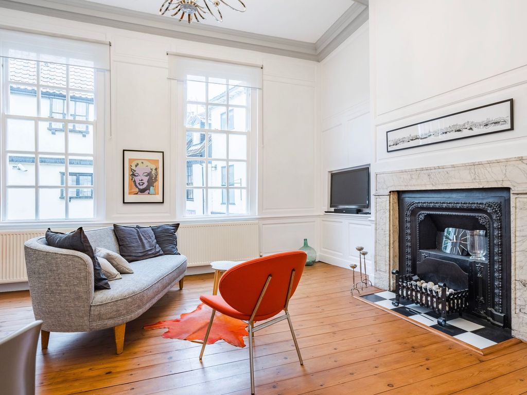 2 bed terraced house for sale in Pottergate, Norwich NR2, £450,000 Zoopla