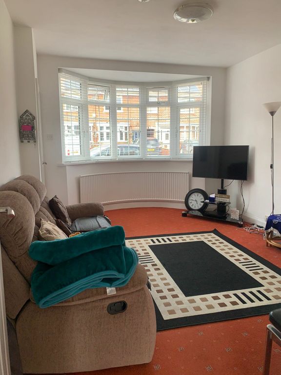 The Greenway, Leicester, Leicestershire LE4  