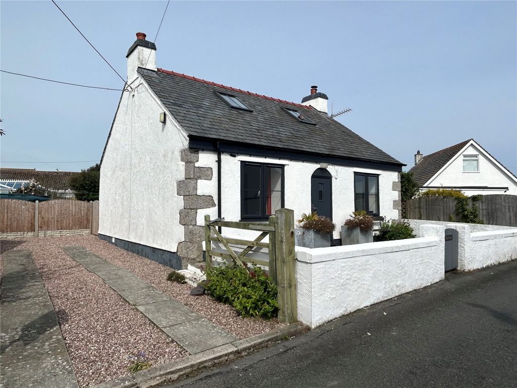 3 bed cottage for sale in Trigfa Estate, Moelfre, Anglesey, Sir Ynys