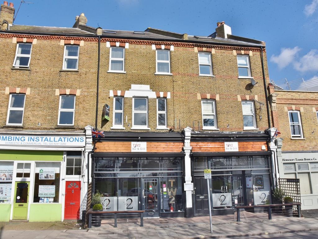 1 bed flat to rent in The Green, Twickenham TW2, £1,495 pcm Zoopla