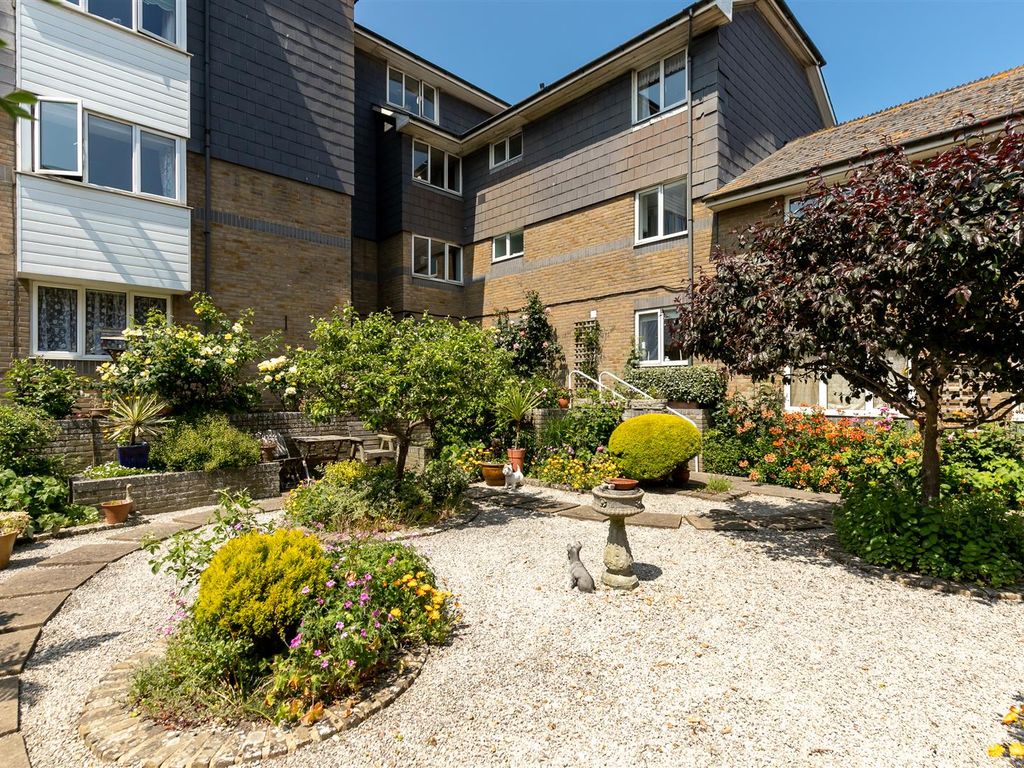 2 bed flat for sale in The Bourne, Hastings TN34 Zoopla