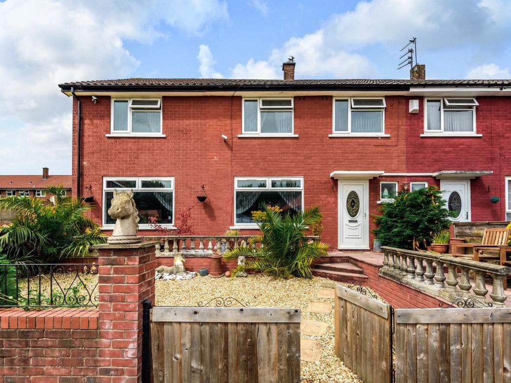 4 bed end terrace house for sale in Cartleach Lane, Worsley, Manchester