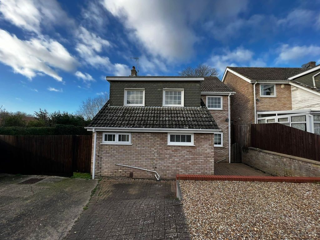 5 bed detached house for sale in Fairmead Way, Peterborough PE3 Zoopla