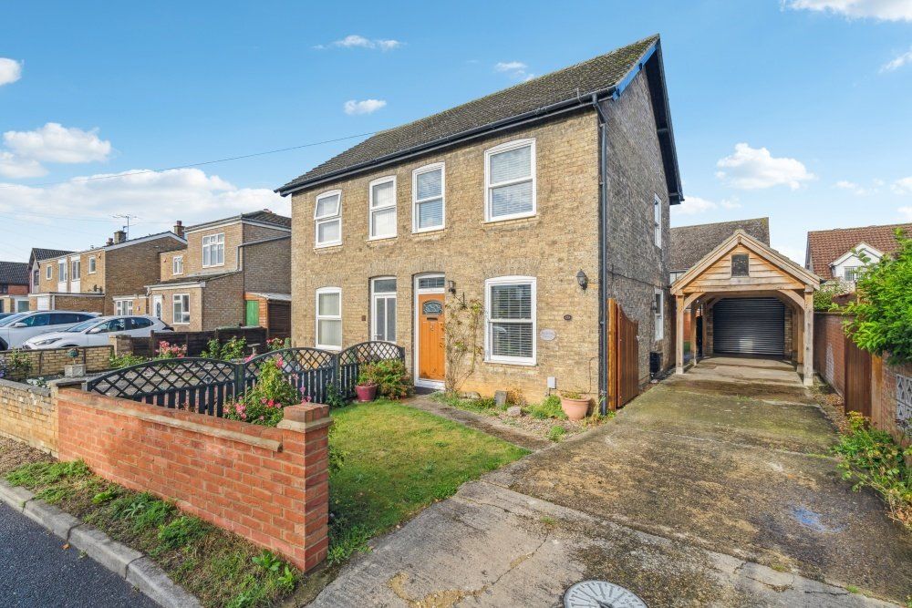 3 bed semidetached house for sale in Church Road, Stotfold, Hitchin SG5, £400,000 Zoopla