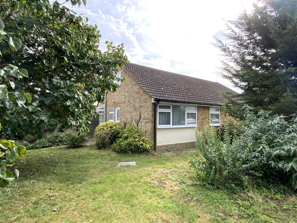 2 bed semidetached bungalow for sale in Browns Wood Drive, Potterspury