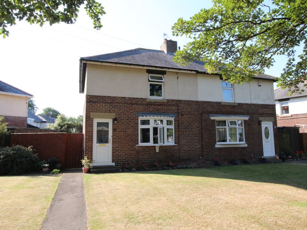 3 bed semidetached house for sale in Seaton Crescent, Holywell