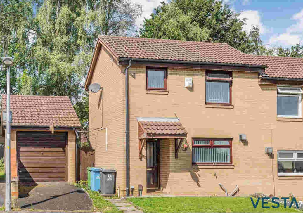2 bed semidetached house for sale in Dalwood Close, Runcorn WA7 Zoopla