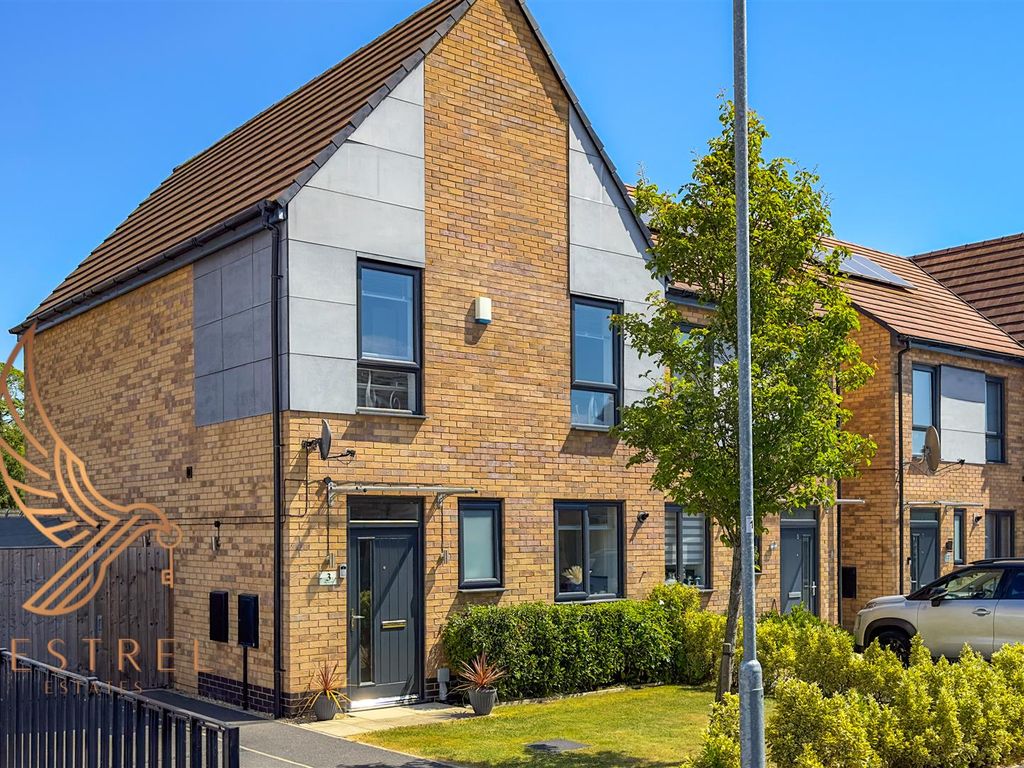 3 bed semidetached house for sale in Lapwing Road, South Elmsall, Pontefract WF9 Zoopla