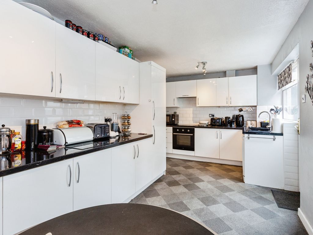 3 bed semidetached house for sale in Leyton Drive, Bury BL9 Zoopla