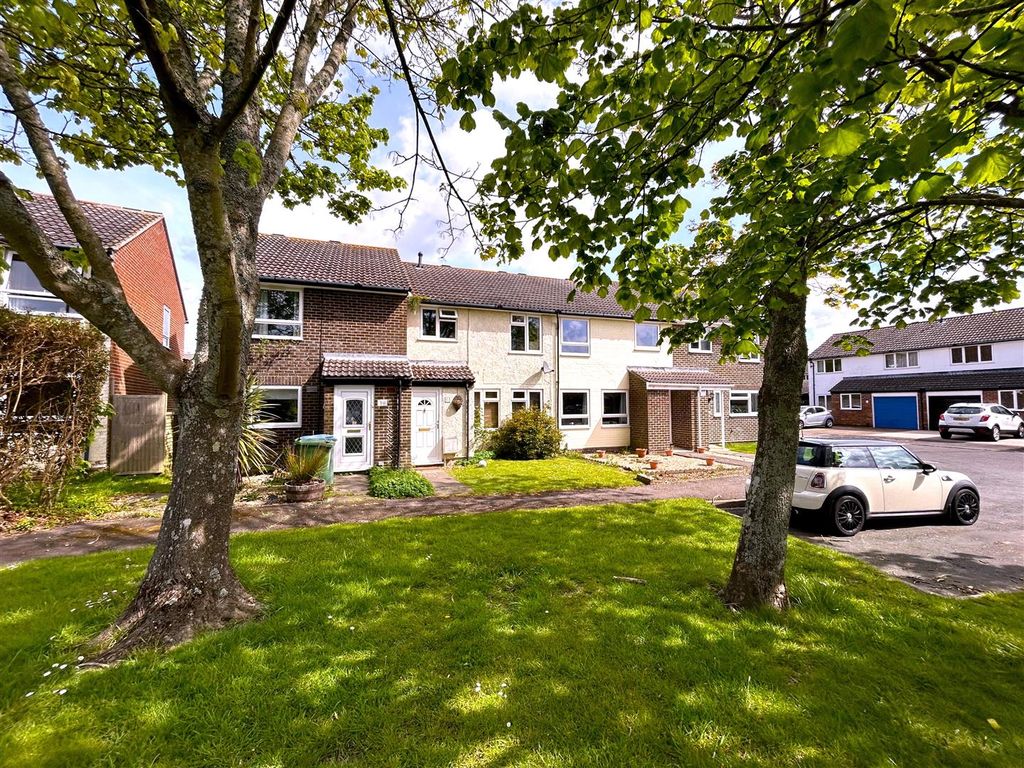 3 bed terraced house to rent in Malin Close, Stubbington, Fareham PO14