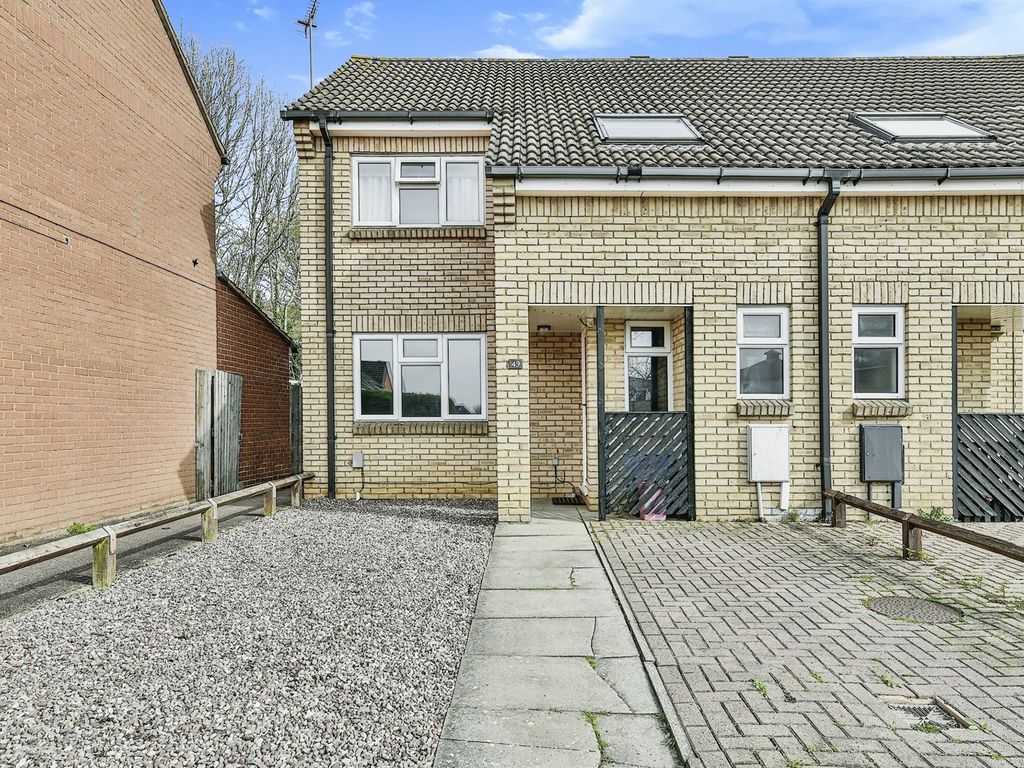3 bed semidetached house for sale in Julia Gate, Stevenage SG2 Zoopla