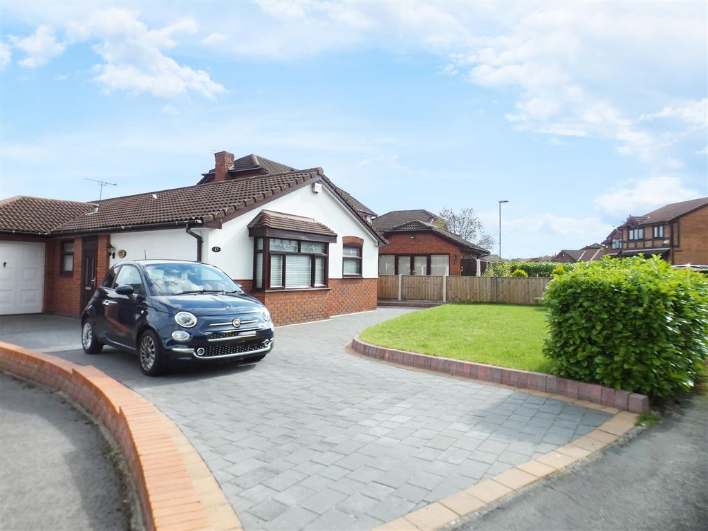 3 bed bungalow for sale in Cheltenham Crescent, Huyton, Liverpool L36