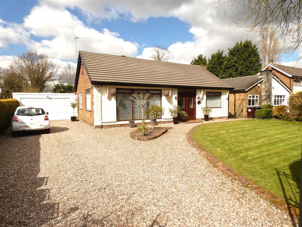 3 bed bungalow for sale in Huyton Church Road, Huyton, Liverpool L36