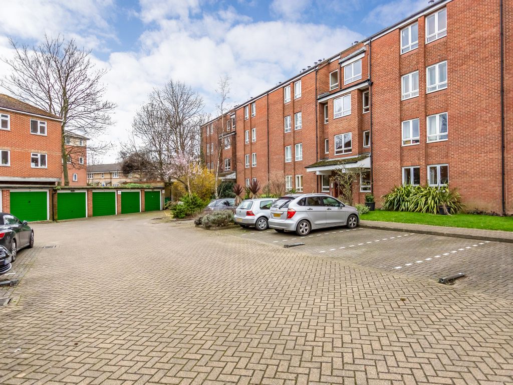 Baynes Street, Camden Town NW1