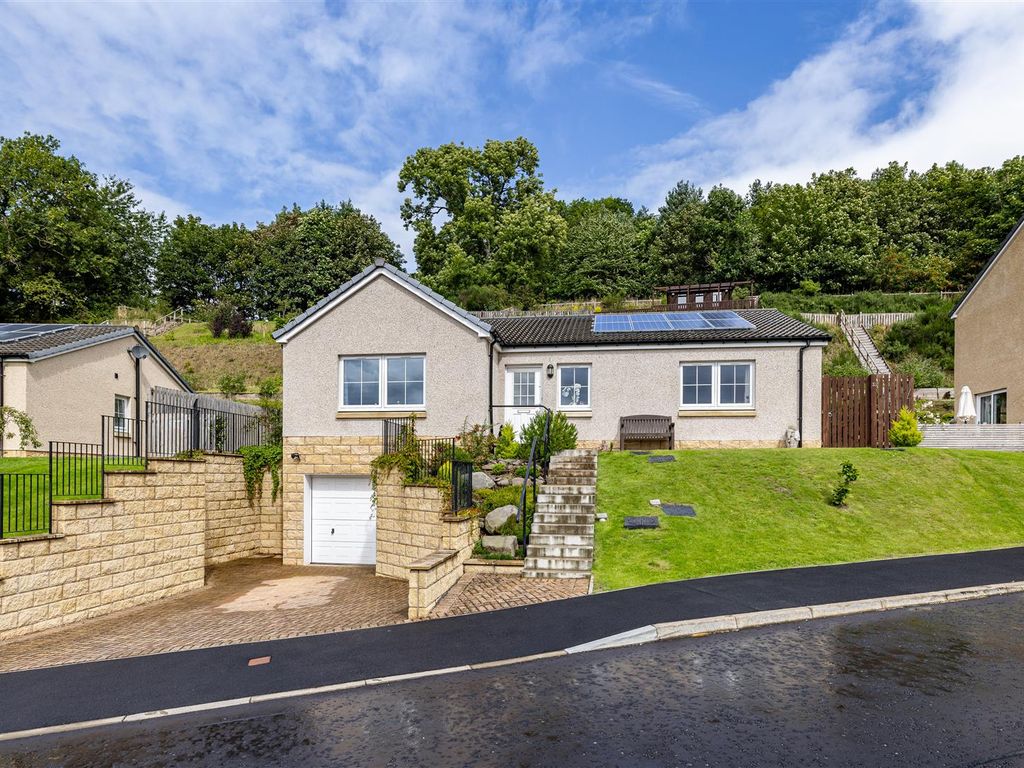 3 bed detached house for sale in Ellwyn Terrace, Galashiels TD1, £