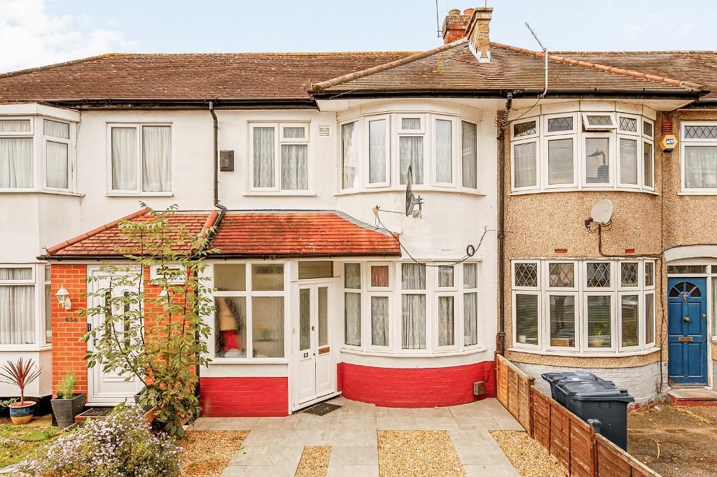 2 bed terraced house for sale in Westbury Avenue, Southall, London UB1