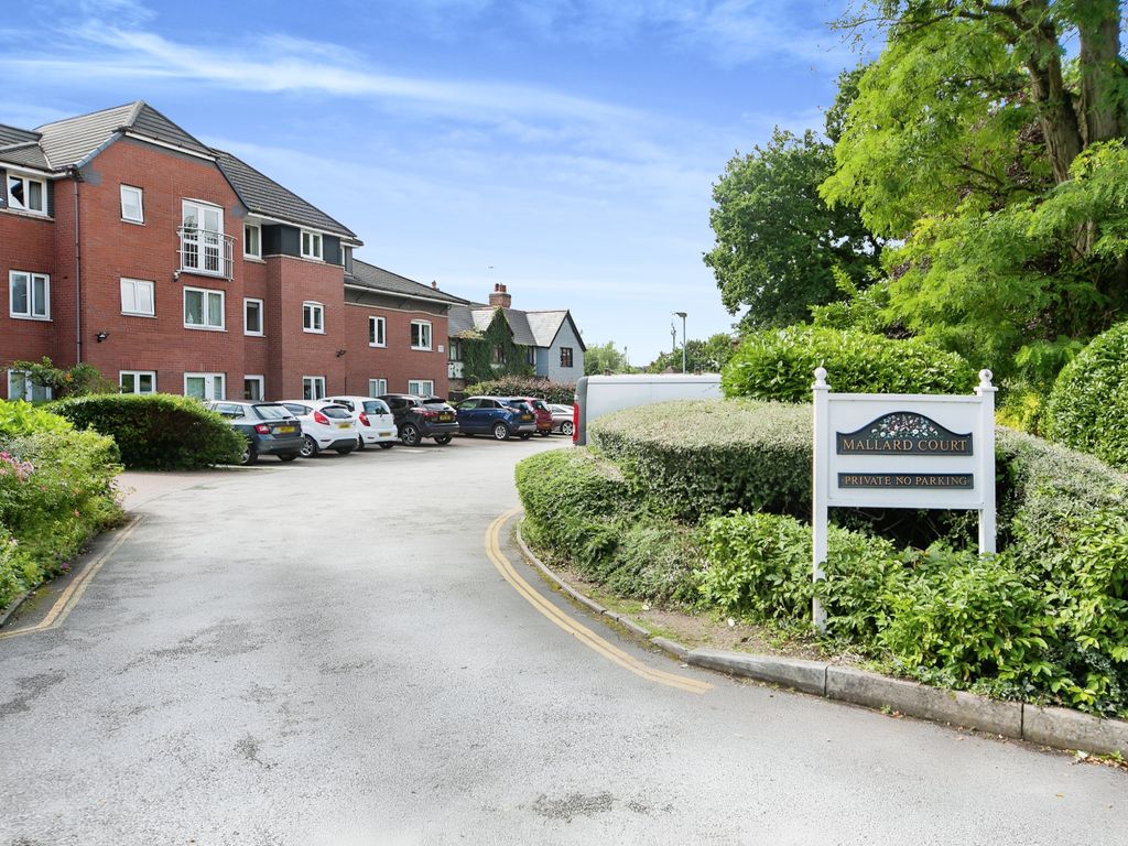 1 bed flat for sale in Long Lane, Upton, Chester, Cheshire CH2, £70,000