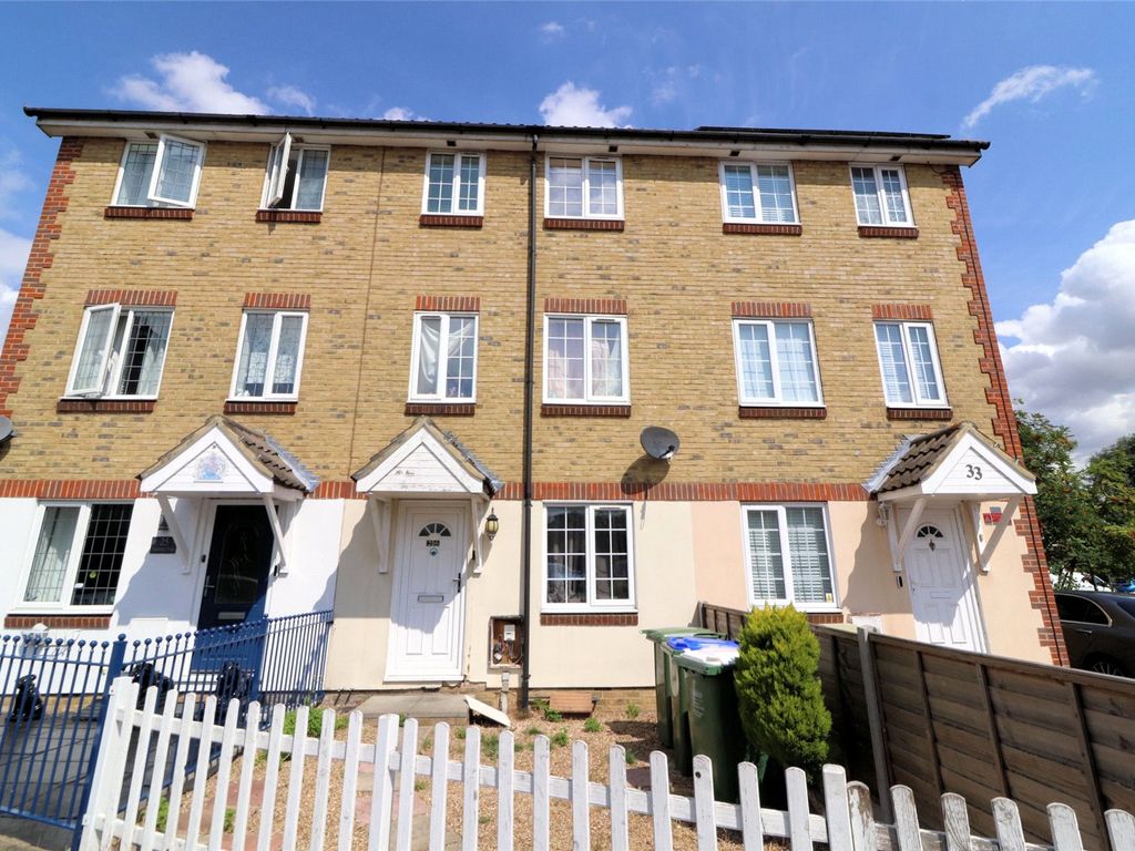 4 bed terraced house for sale in Dabbling Close, Howbury Park, Slade Green, Kent DA8, £425,000