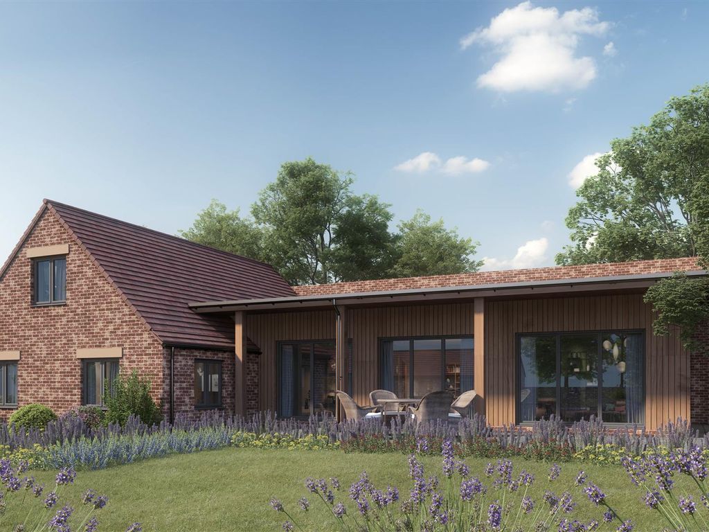 3 bed detached house for sale in Pearwood, Moseley Road, Hallow