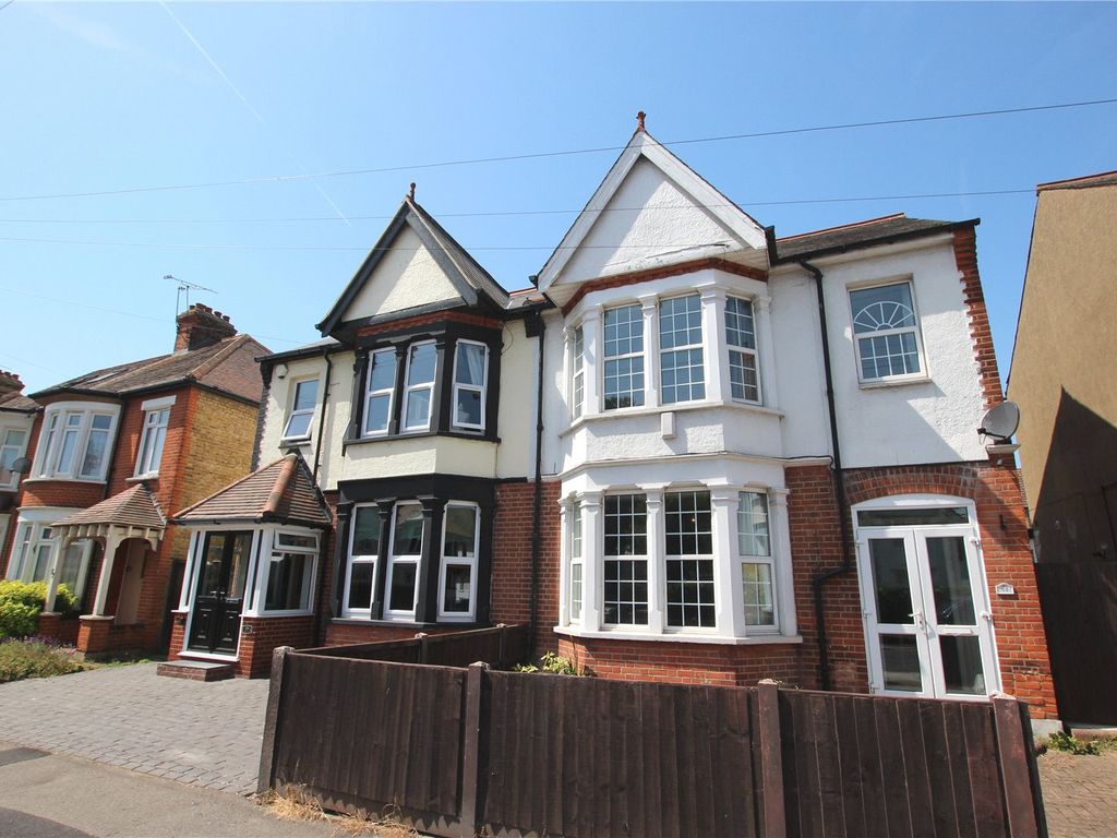 3 bed semidetached house for sale in Hamstel Road, Southchurch Village