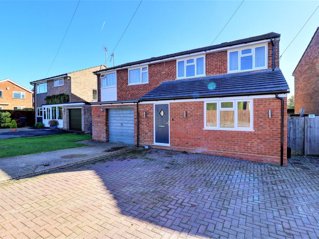 3 bed semidetached house for sale in Hill, Widmer End, High