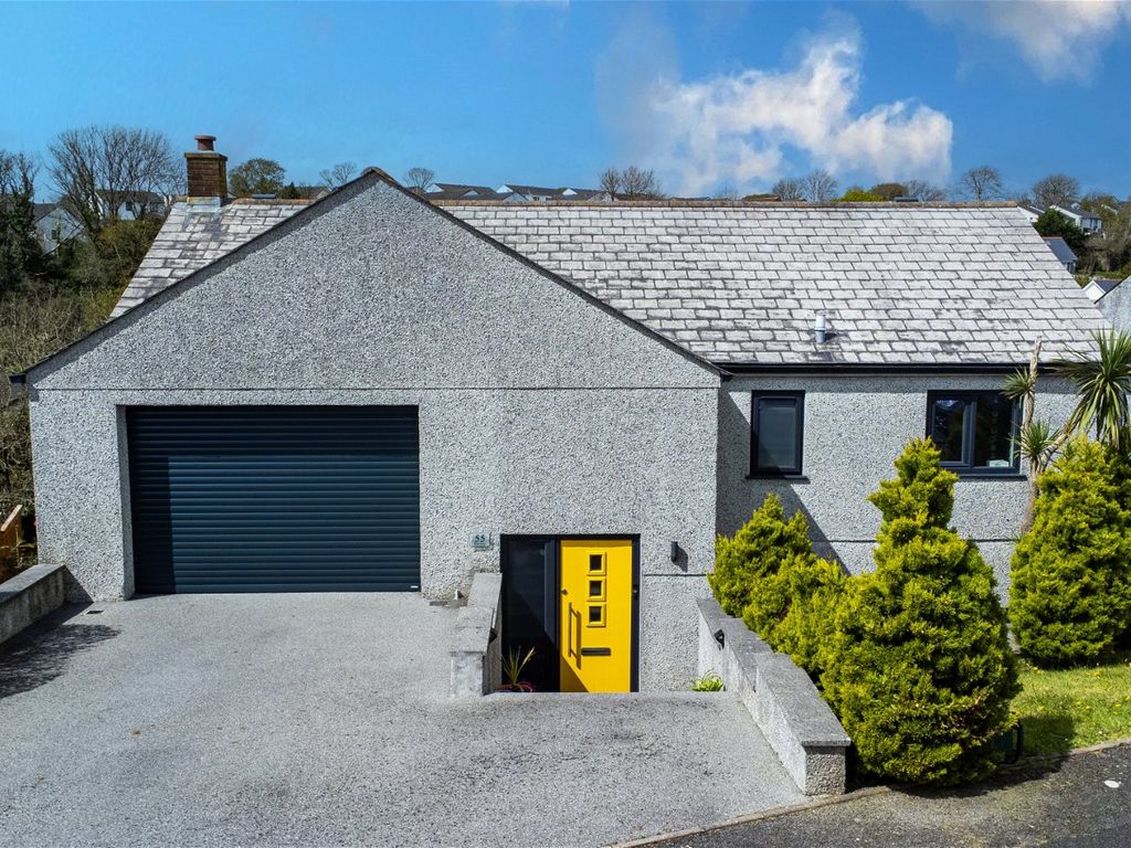 4 bed detached house for sale in Fairway, Saltash PL12, £435,000 Zoopla