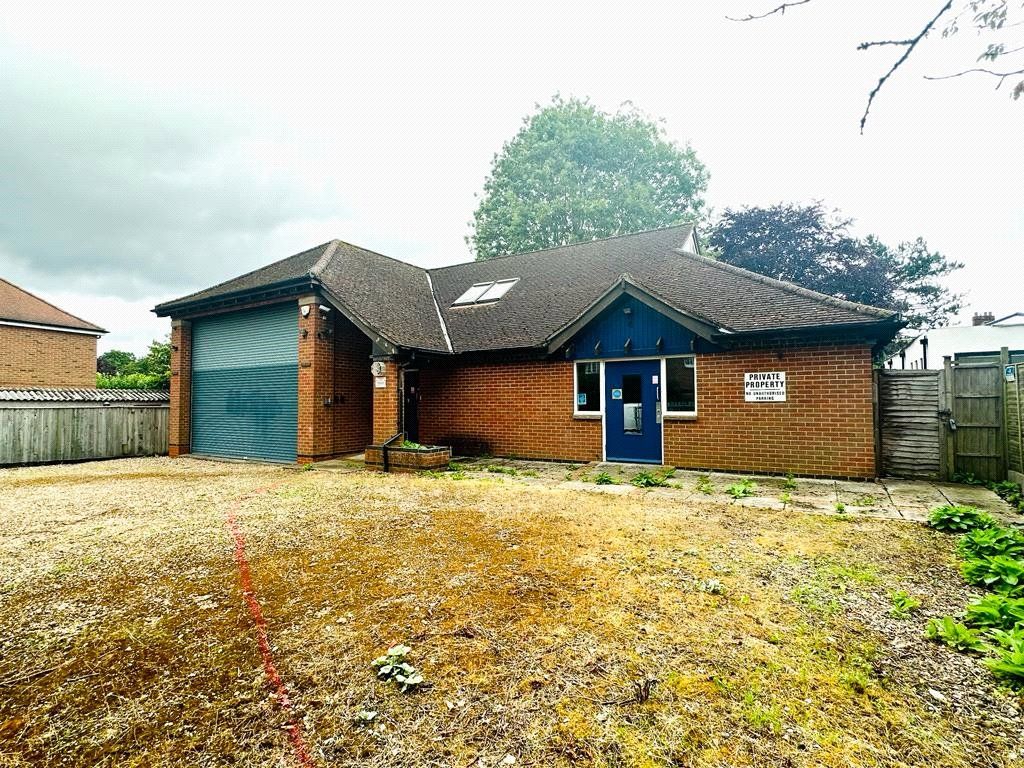 8 bed property to rent in Meadow Lane, Beaconsfield, Bucks HP9 Zoopla