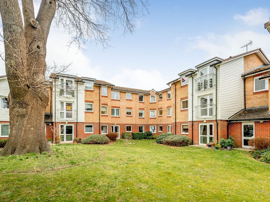 1 bed property for sale in Millfield Court, Crawley RH11 Zoopla