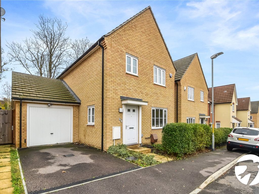3 bed detached house for sale in James Clubb Way, Dartford, Kent DA1, £
