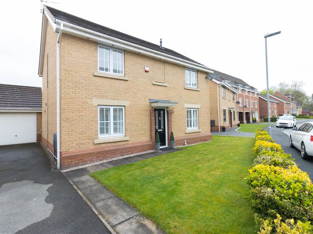 4 bed detached house to rent in Broadmeadows Close, Swalwell, Newcastle