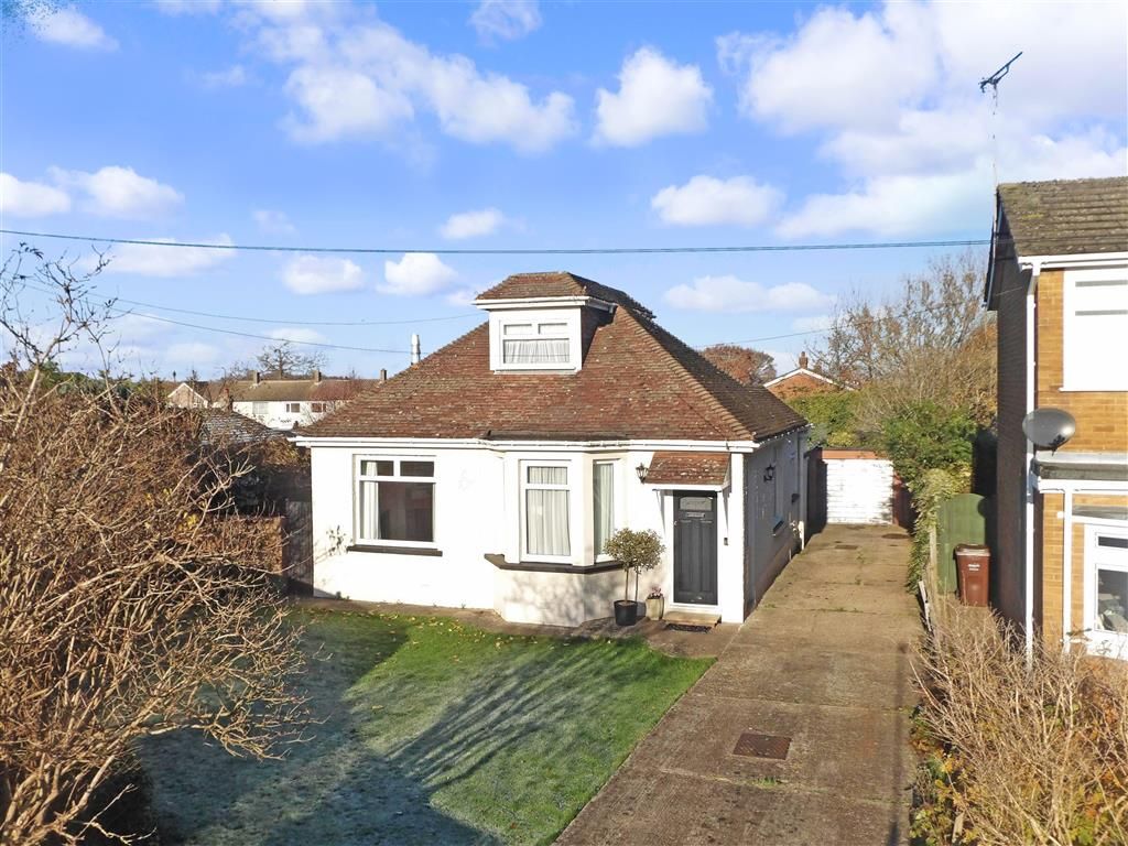3 bed bungalow for sale in Chestnut Avenue, Walderslade, Chatham, Kent ME5 Zoopla