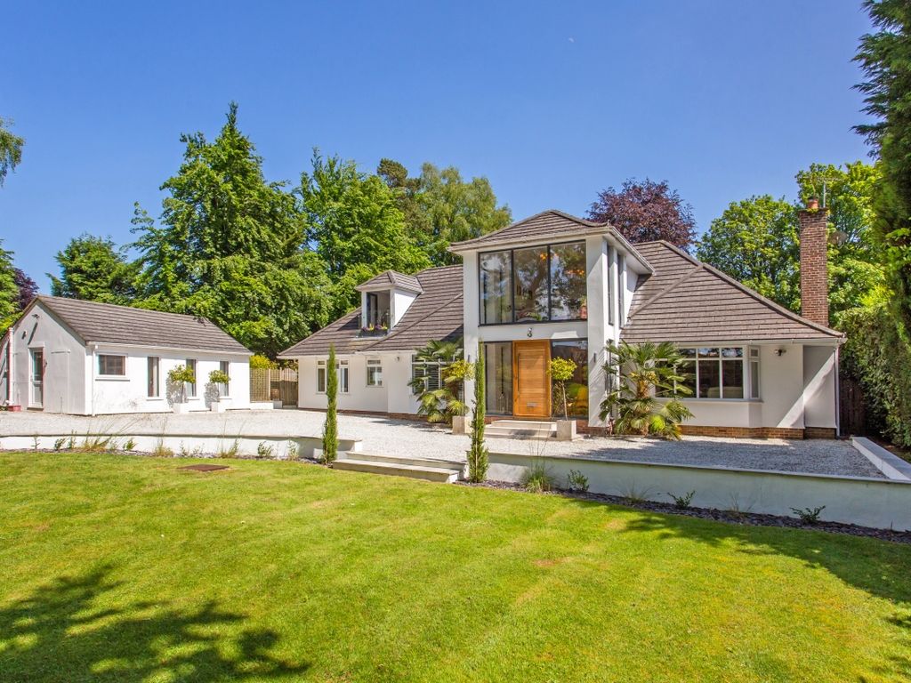 5 bed detached house to rent in Flax Bourton Road, Failand, Bristol BS8