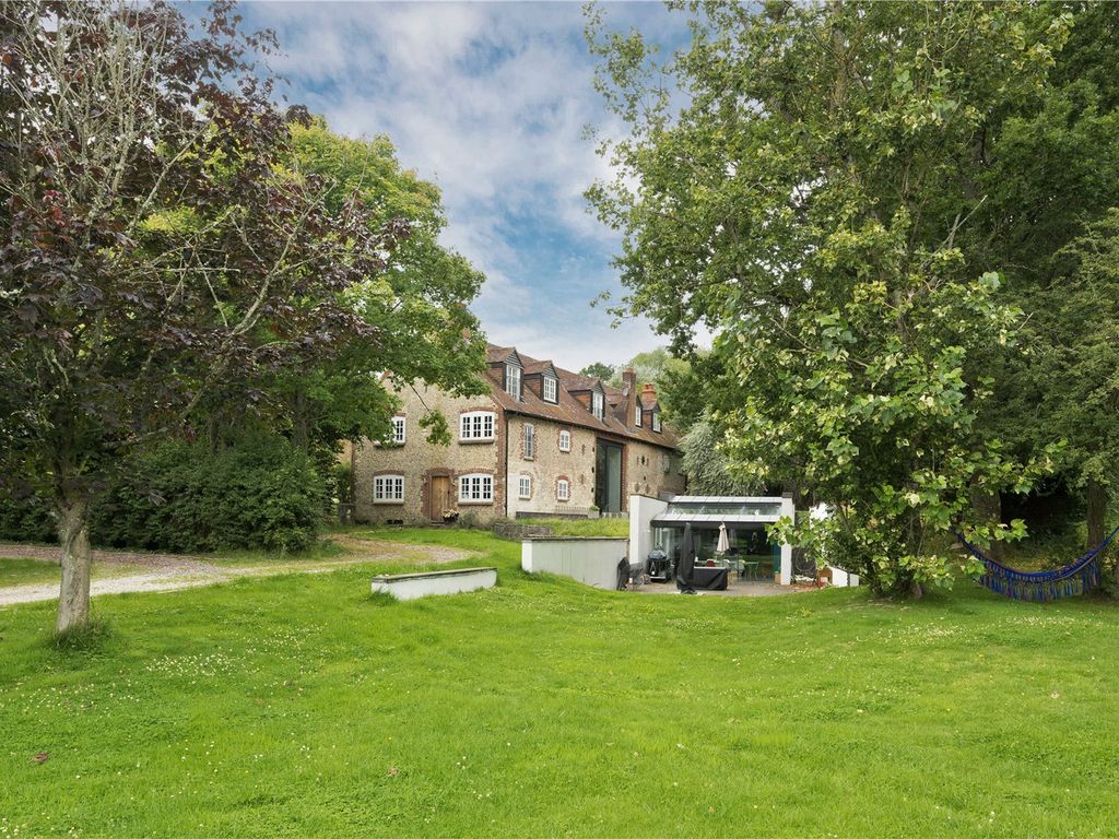 5 bed detached house for sale in Hawkley, Liss, Hampshire GU33, £
