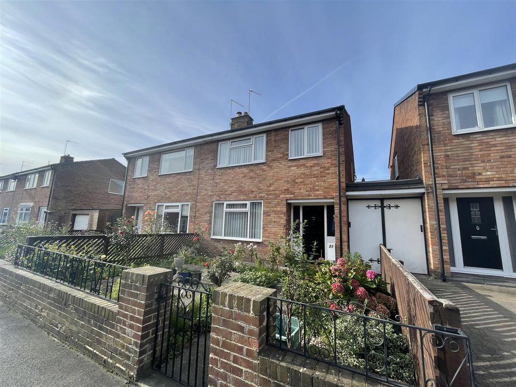 3 bed semidetached house for sale in Lumley Terrace, Chester Le Street