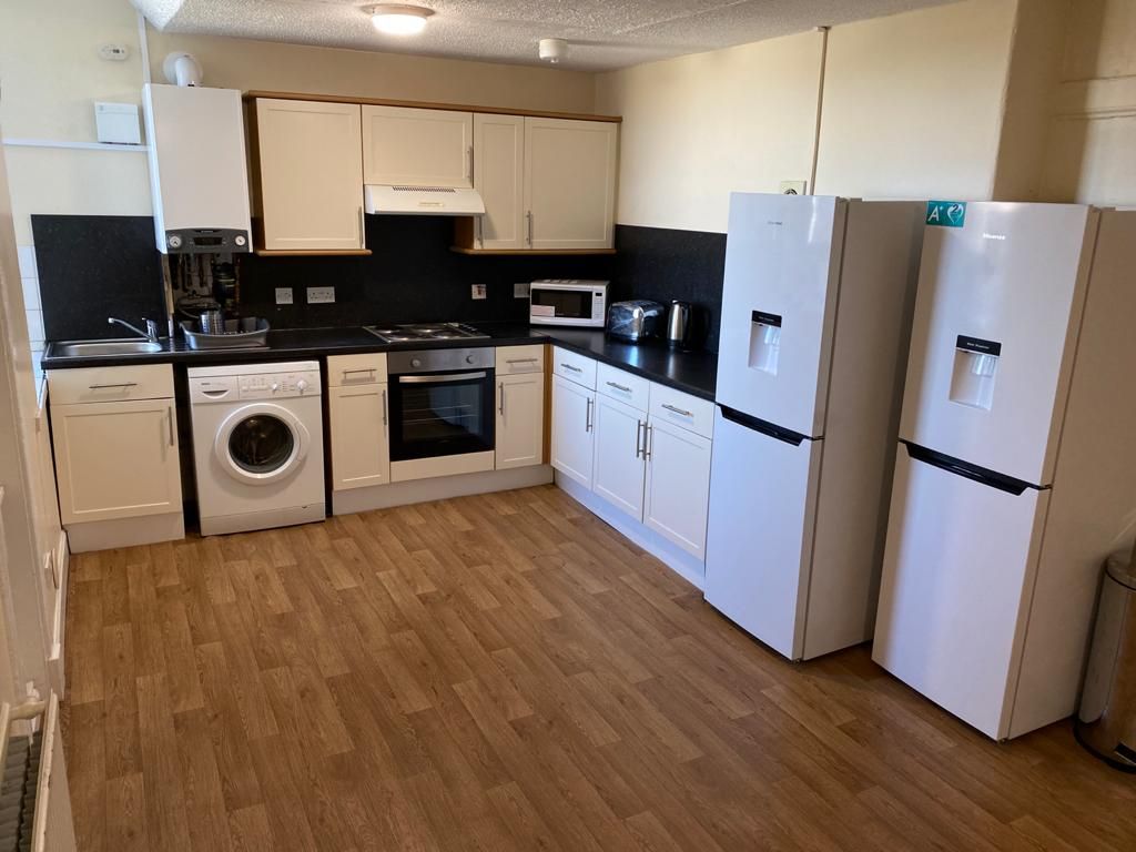 5 bed flat to rent in Burnbank Terrace, Woodlands, Glasgow G20 Zoopla