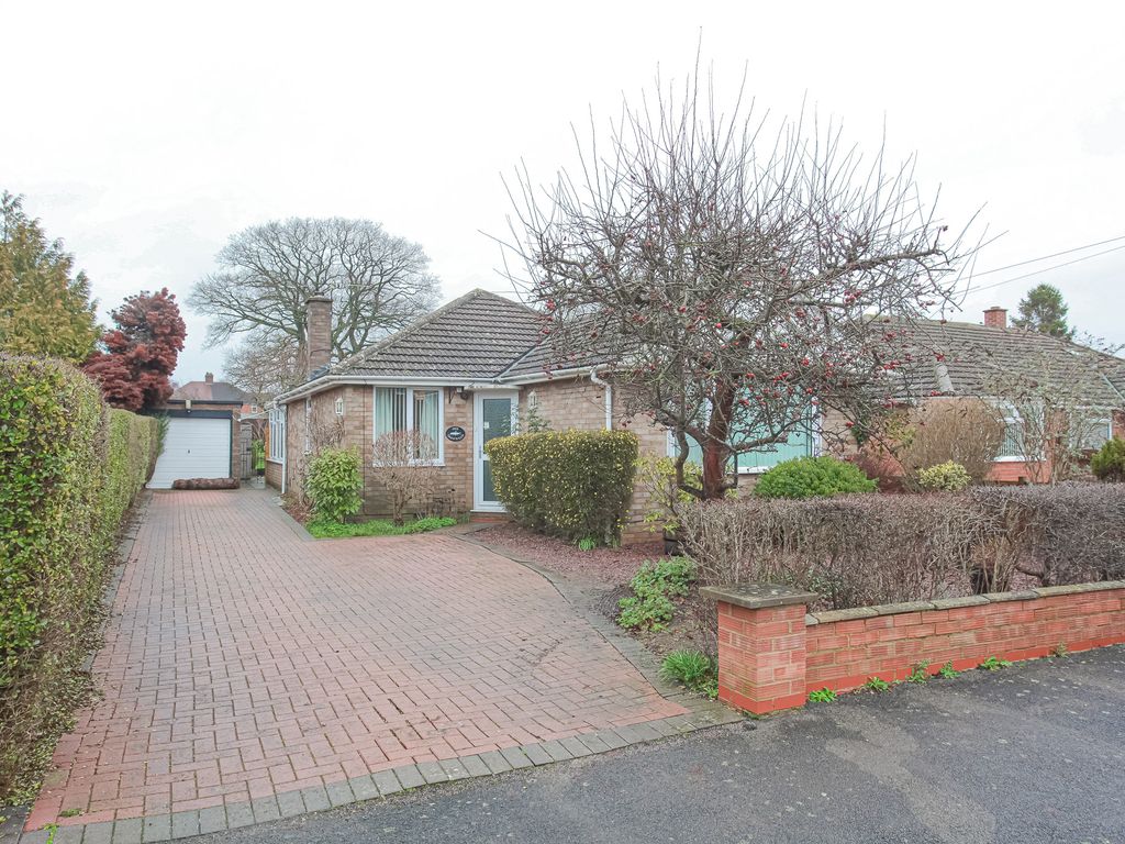 3 bed bungalow for sale in Dashwood Avenue, Yarnton OX5 Zoopla