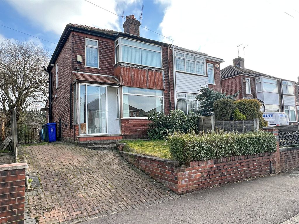 3 bed semidetached house for sale in St. Margarets Road, Manchester, Greater Manchester M40, £