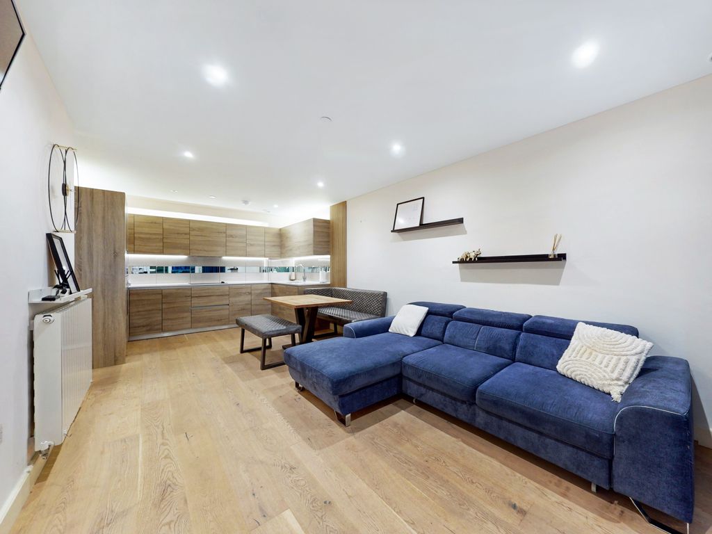 3 bed flat for sale in Judde House, Duke Of Wellington Avenue, London