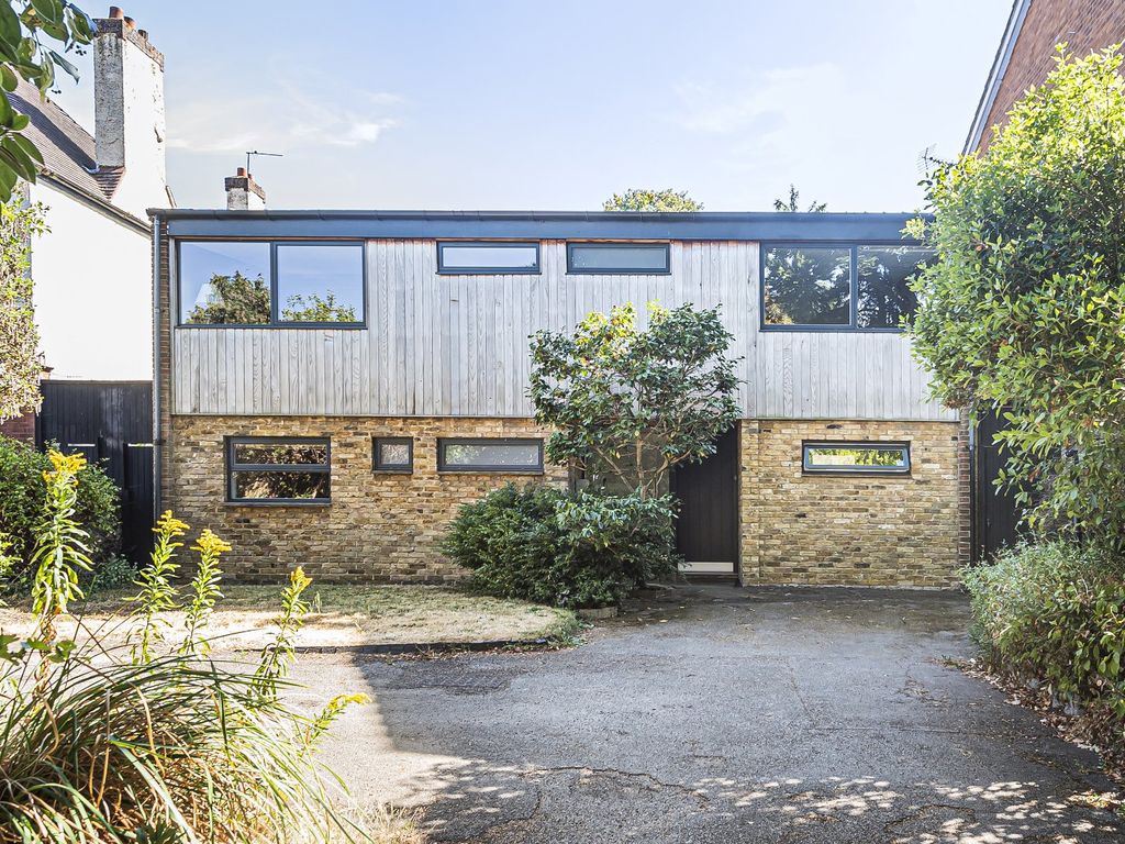 Mottingham Lane, Mottingham SE9  