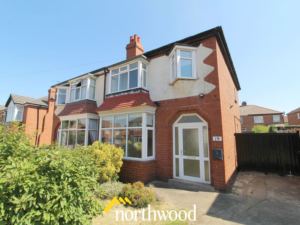 3 bed semidetached house for sale in Grove Hill Road, Wheatley Hills