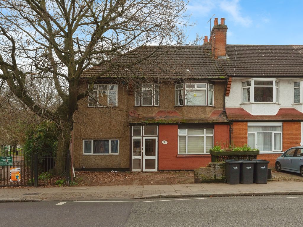 5 bed end terrace house for sale in Southbury Road, Enfield, Middlesex EN1, £700,000 Zoopla